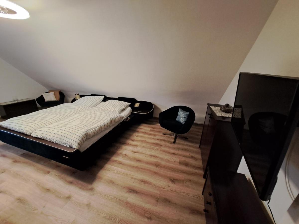Muttis Apartment Mönchengladbach Eksteriør billede