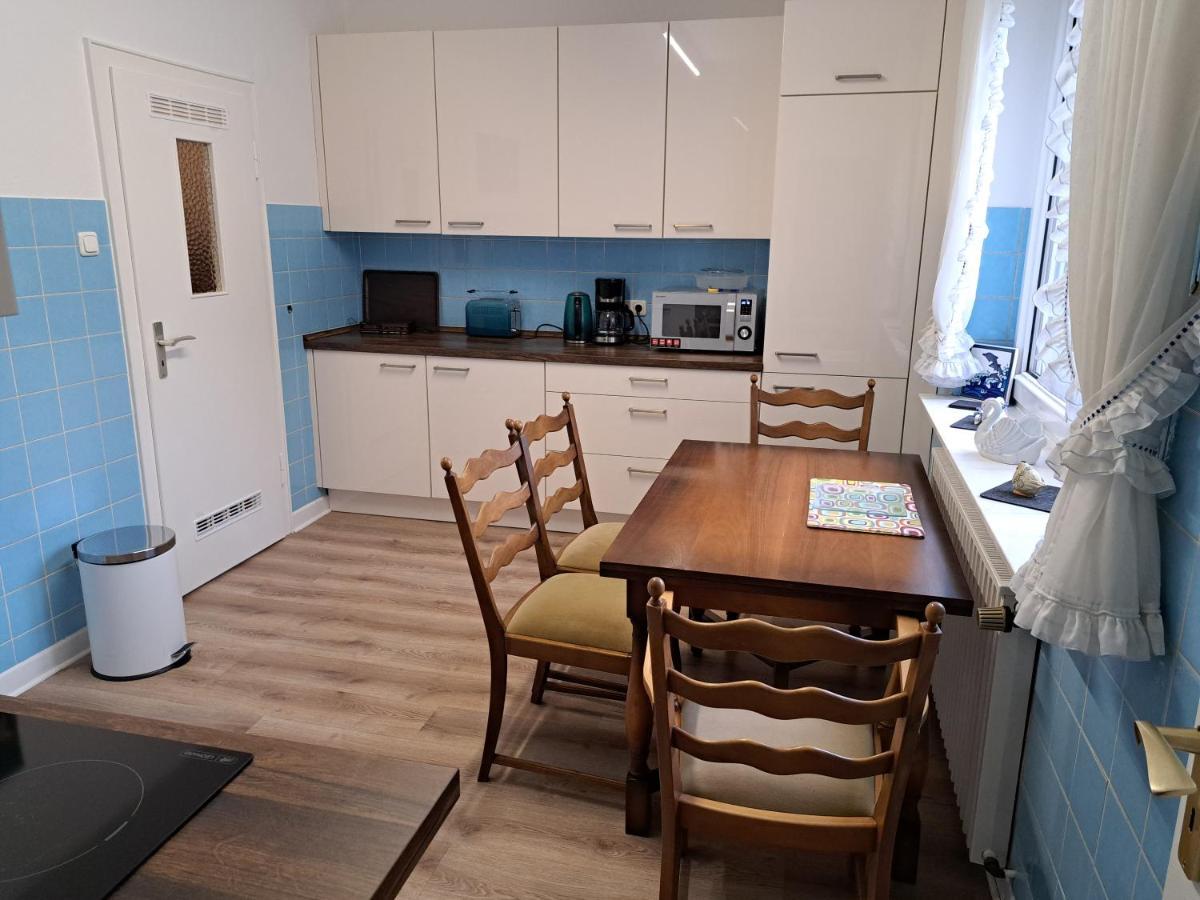 Muttis Apartment Mönchengladbach Eksteriør billede